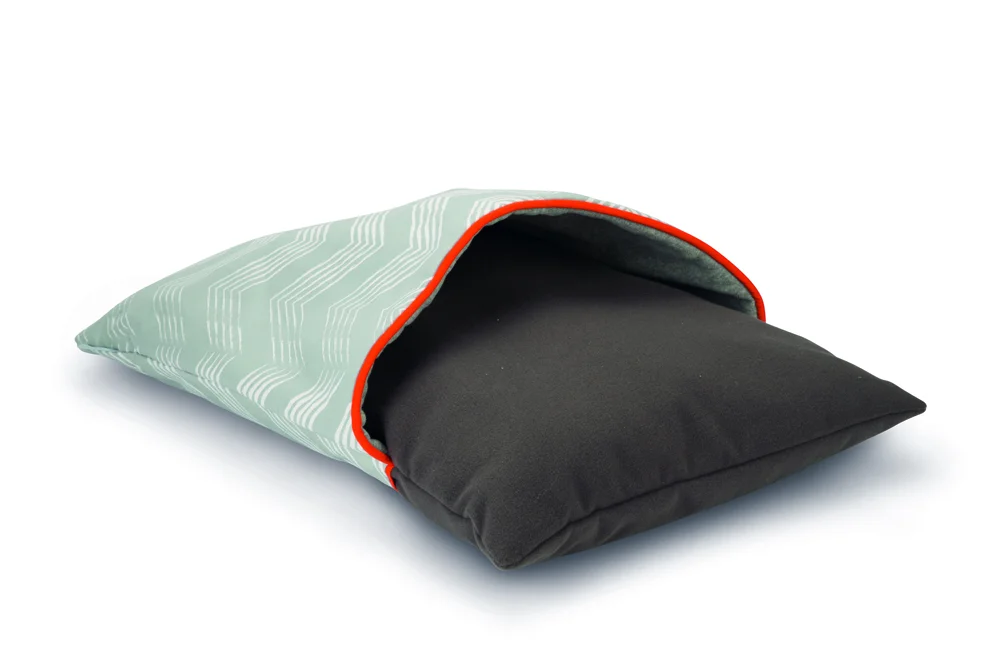 6020154 Beeztees Sleeping bag Dromy спальный мешок с подушкой для кошек, 67×50×6 см — изображение 1