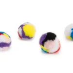 Beeztees Pompon ball with catnip плюшевые мячики для кошек, Ø4 см 4 шт.